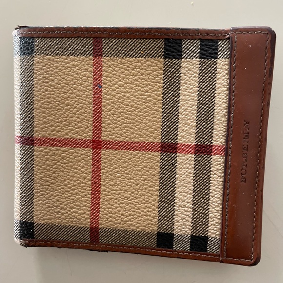 Burberry original wallet. Used. - Picture 2 of 6